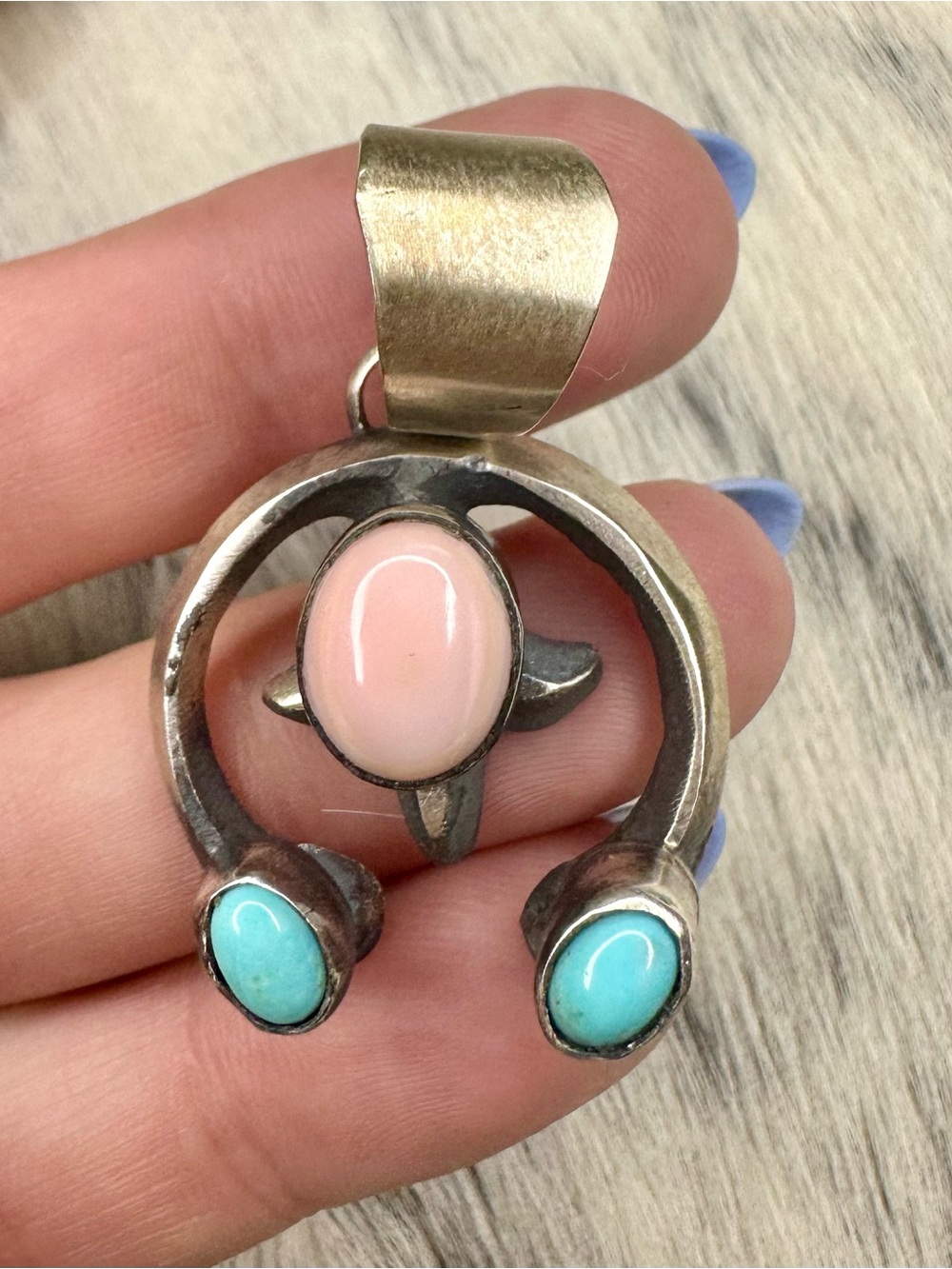 CHIMNEY BUTTE✨ 925 Silver Naja Pendant with Pink Conch and Turquoise Stones